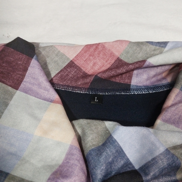 Unbranded Navy Cowl Neck Top Size Large - Picture 2 of 8